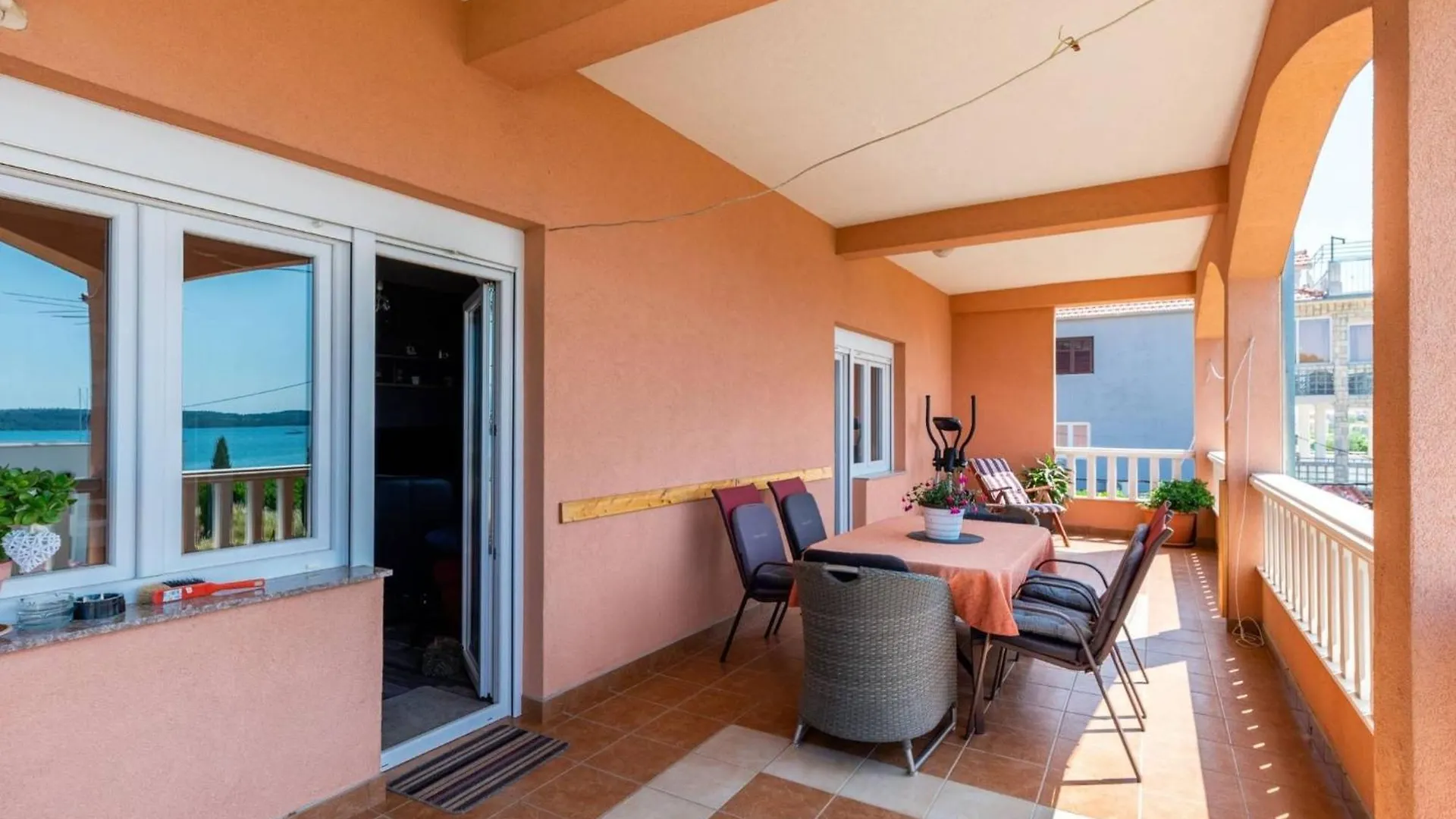 Luxury Seget Donji Apartments With Terrace And Sea View Trogir