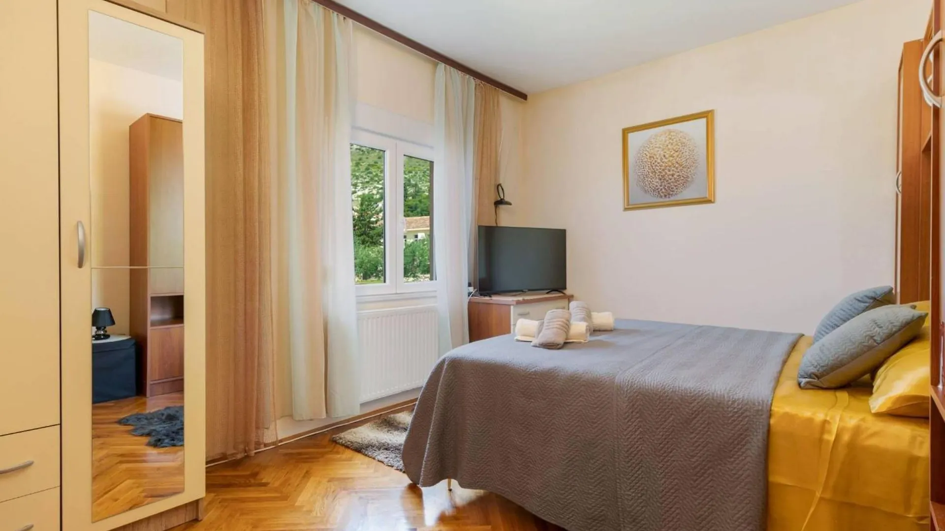 Luxury Seget Donji Apartments With Terrace And Sea View Trogir Croatia